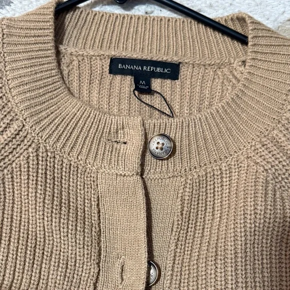 Banana Republic Women's Camel Ribbed Button-Front Cardigan - Picture 2 of 3